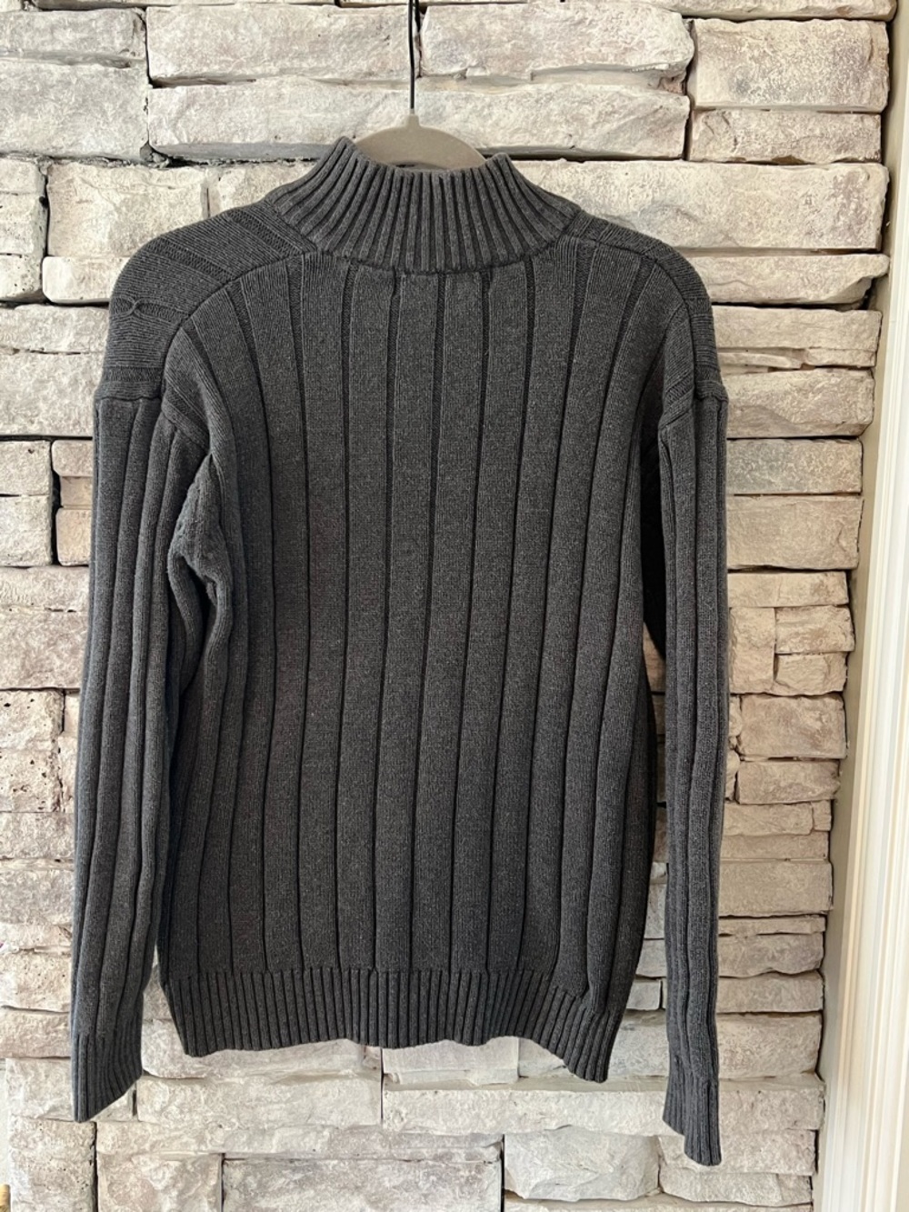 Oscar de la Renta Men's Dark Charcoal Ribbed Half-Zip Cozy Sweater - Picture 3 of 3